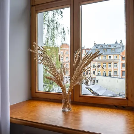 Апартаменты Tirgonu Square