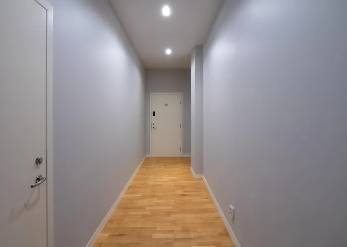 Апартаменты Tirgonu Square *